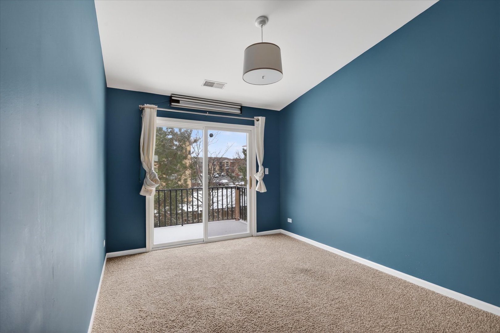 1161 HAWTHORNE Lane, Elk Grove Village, IL 60007