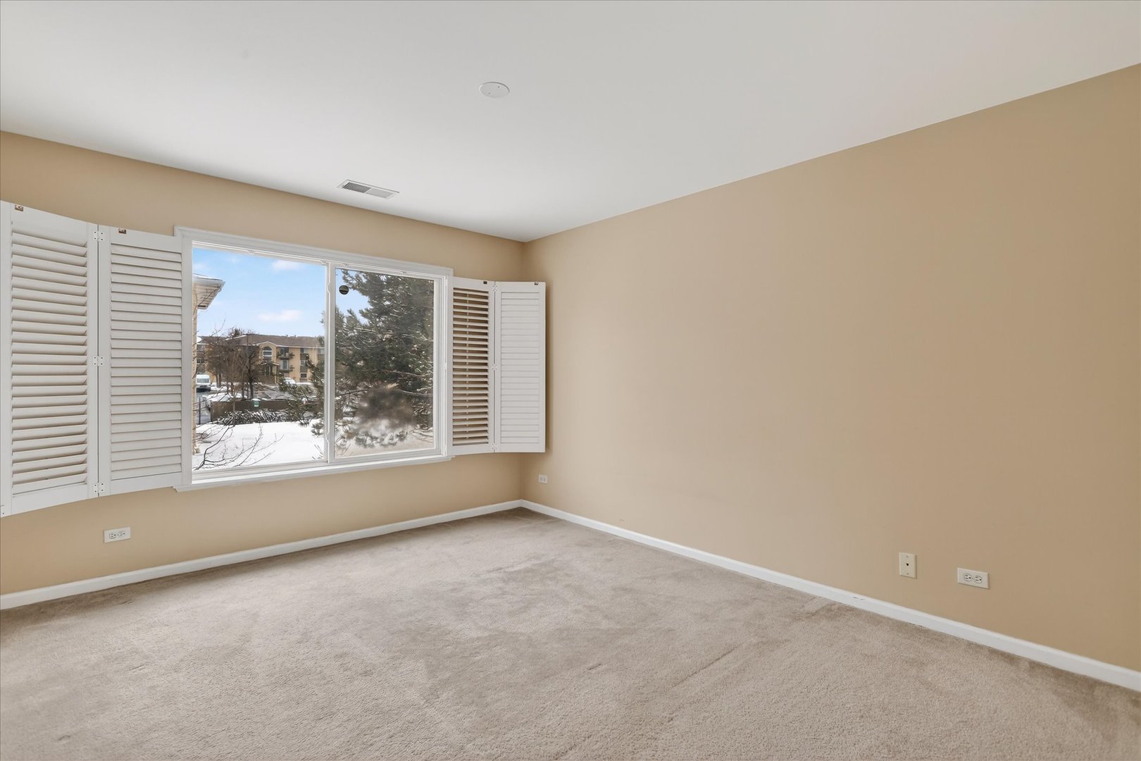 1161 HAWTHORNE Lane, Elk Grove Village, IL 60007