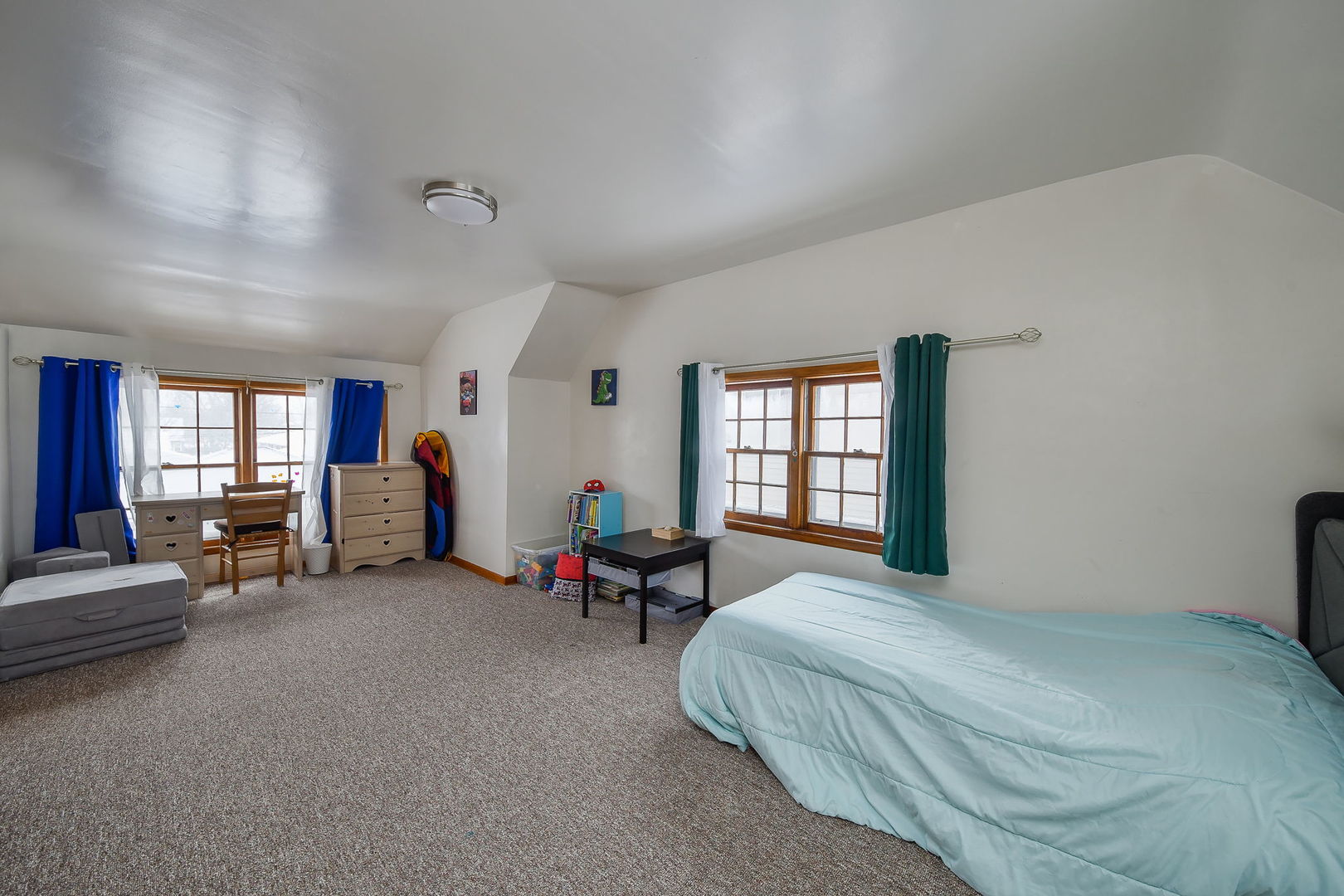 118 Stiles Street, Genoa, IL 60135