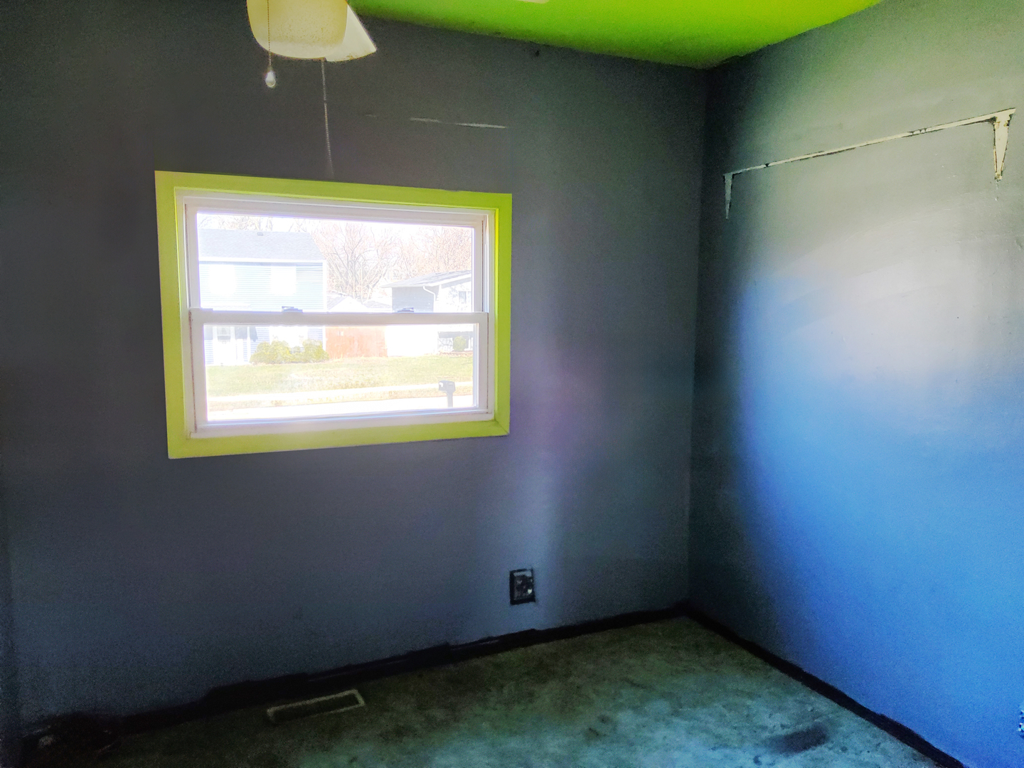 547 Redwood Road, Bolingbrook, IL 60440