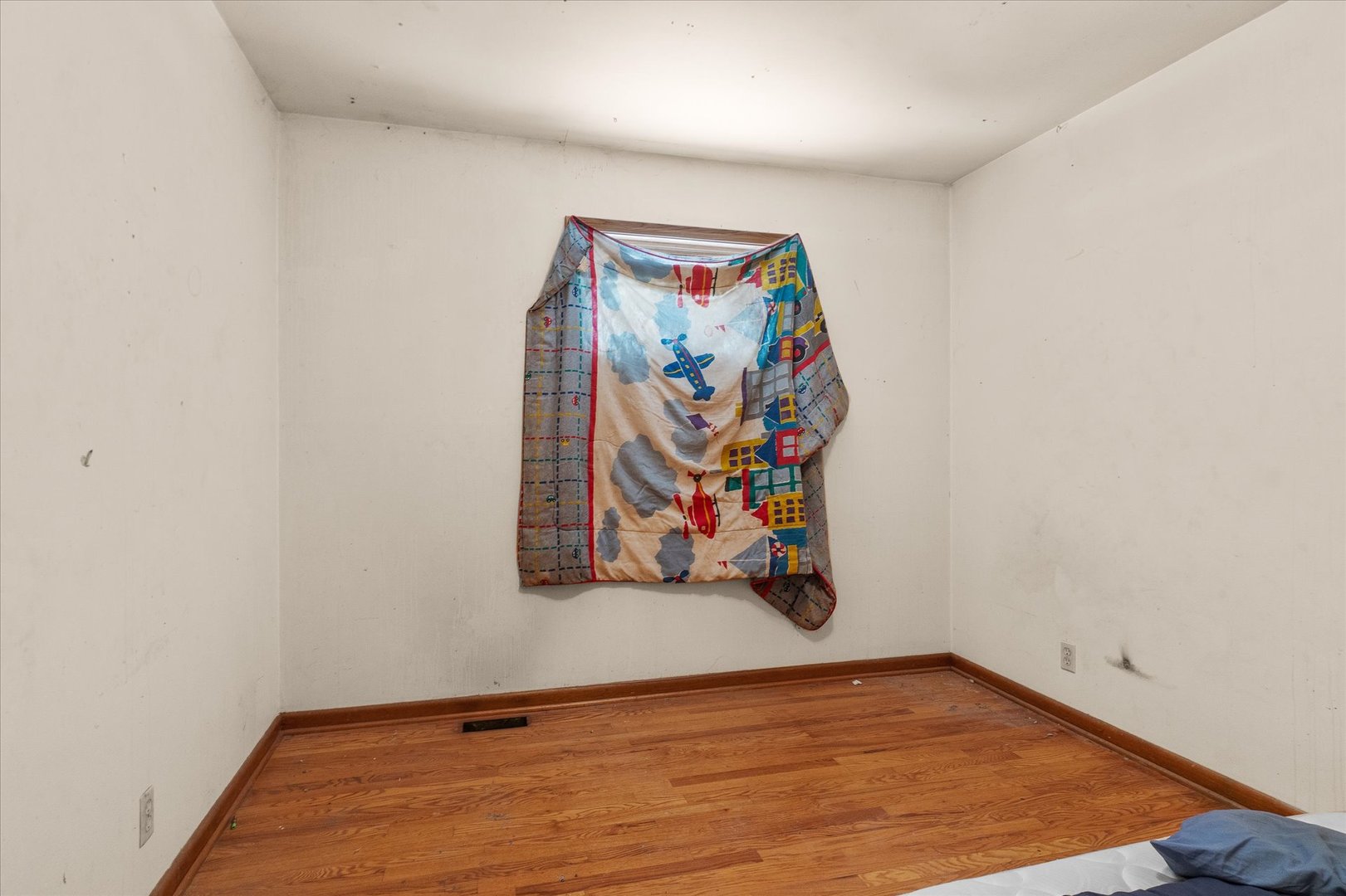 906 Lindenwood Drive, Aurora, IL 60506