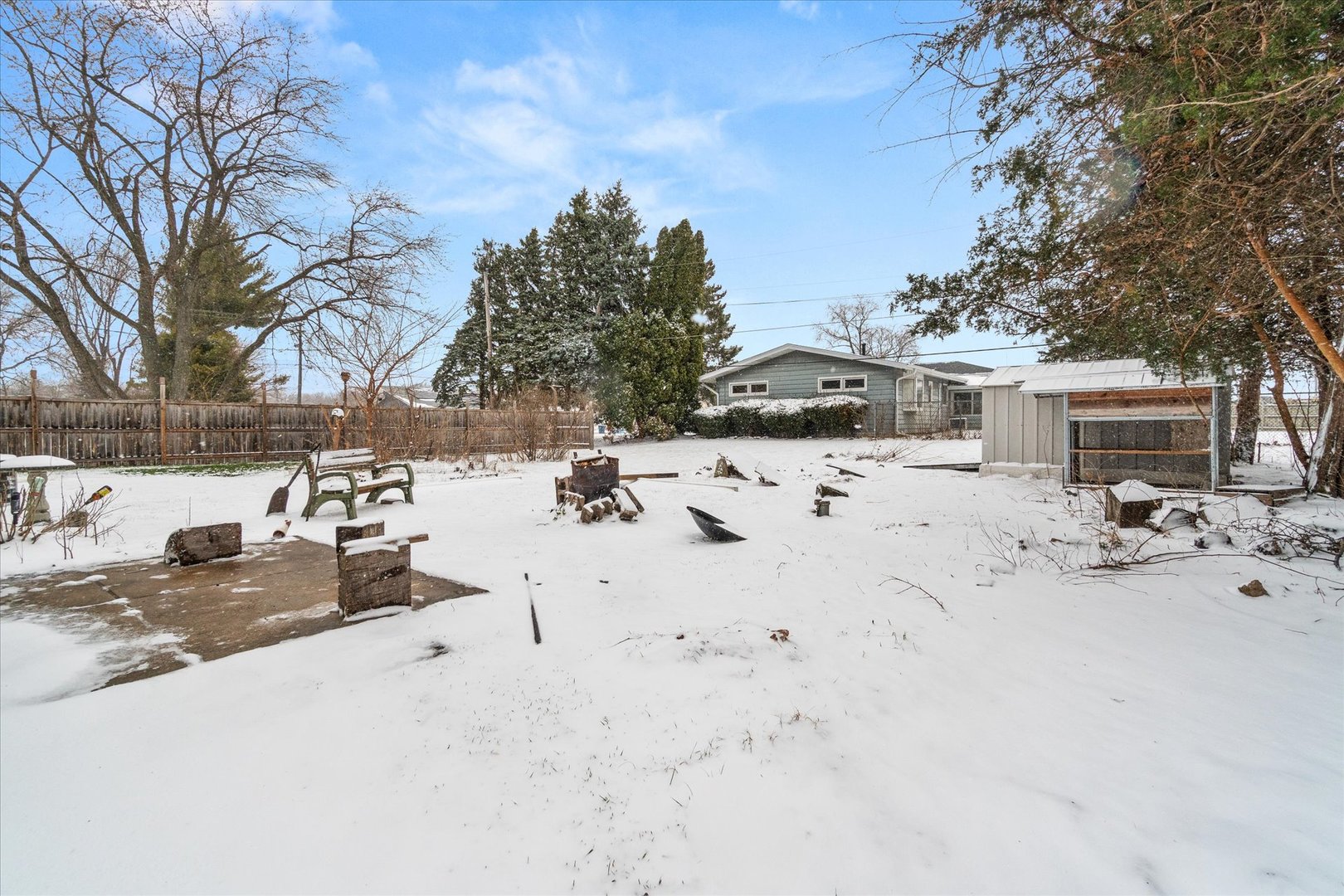 906 Lindenwood Drive, Aurora, IL 60506