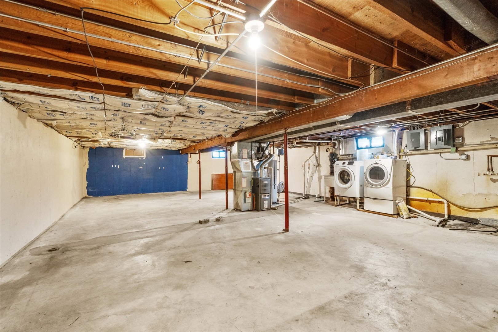 906 Lindenwood Drive, Aurora, IL 60506