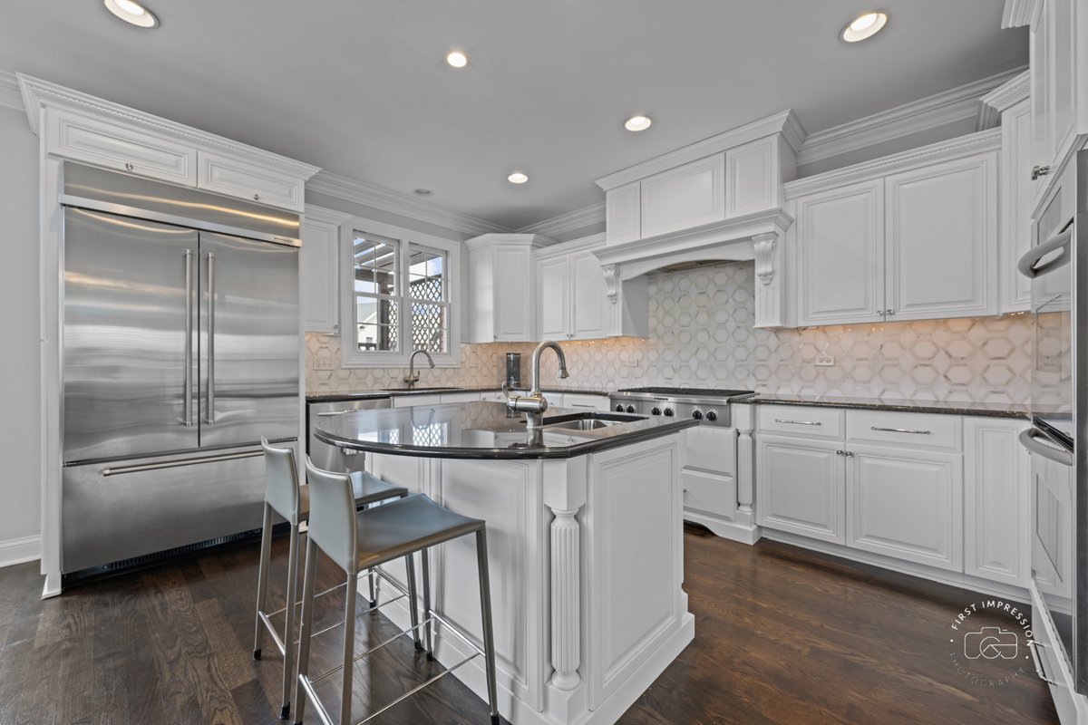 305 N Fremont Street, Naperville, IL 60540