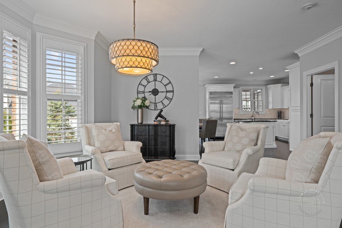 305 N Fremont Street, Naperville, IL 60540