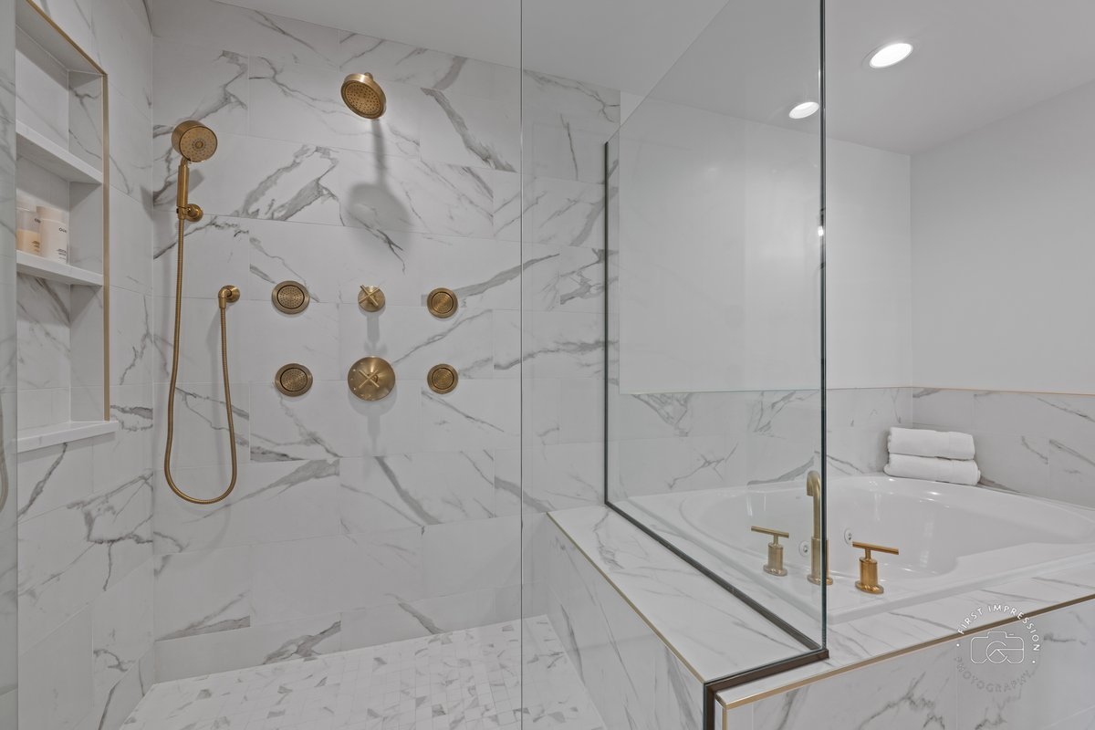 305 N Fremont Street, Naperville, IL 60540