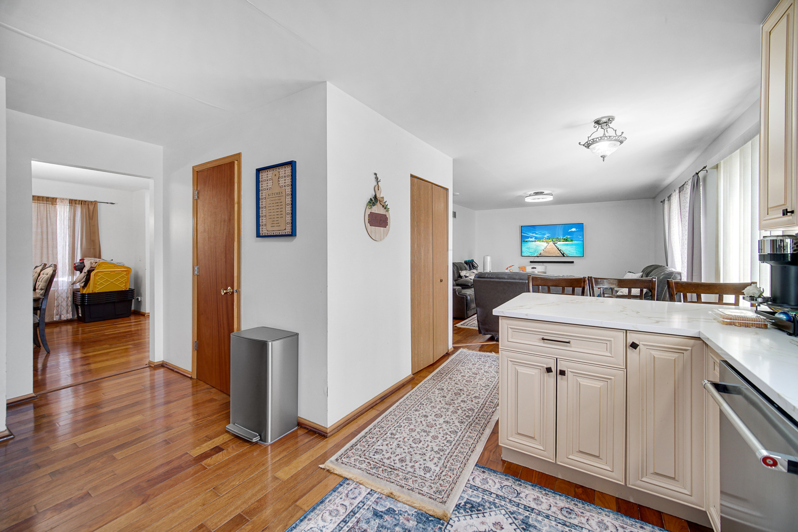 504 Pheasant Chase Drive, Bolingbrook, IL 60490