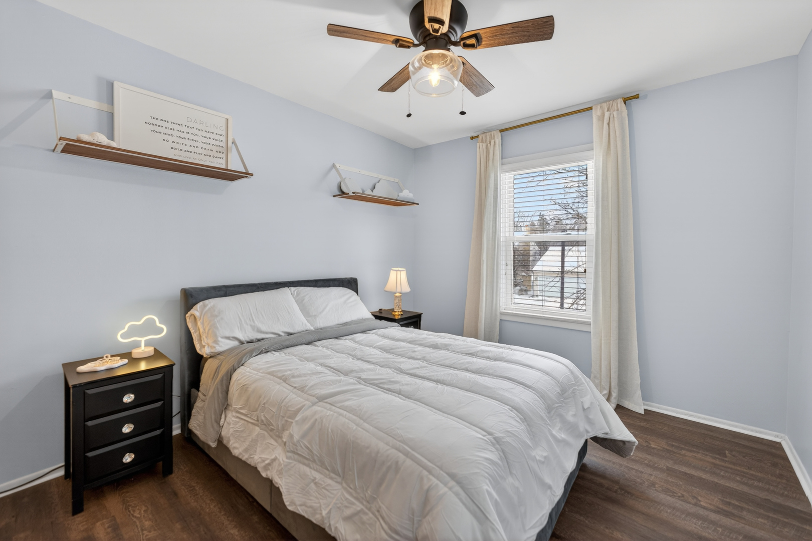 37 Monterey Drive, Vernon Hills, IL 60061