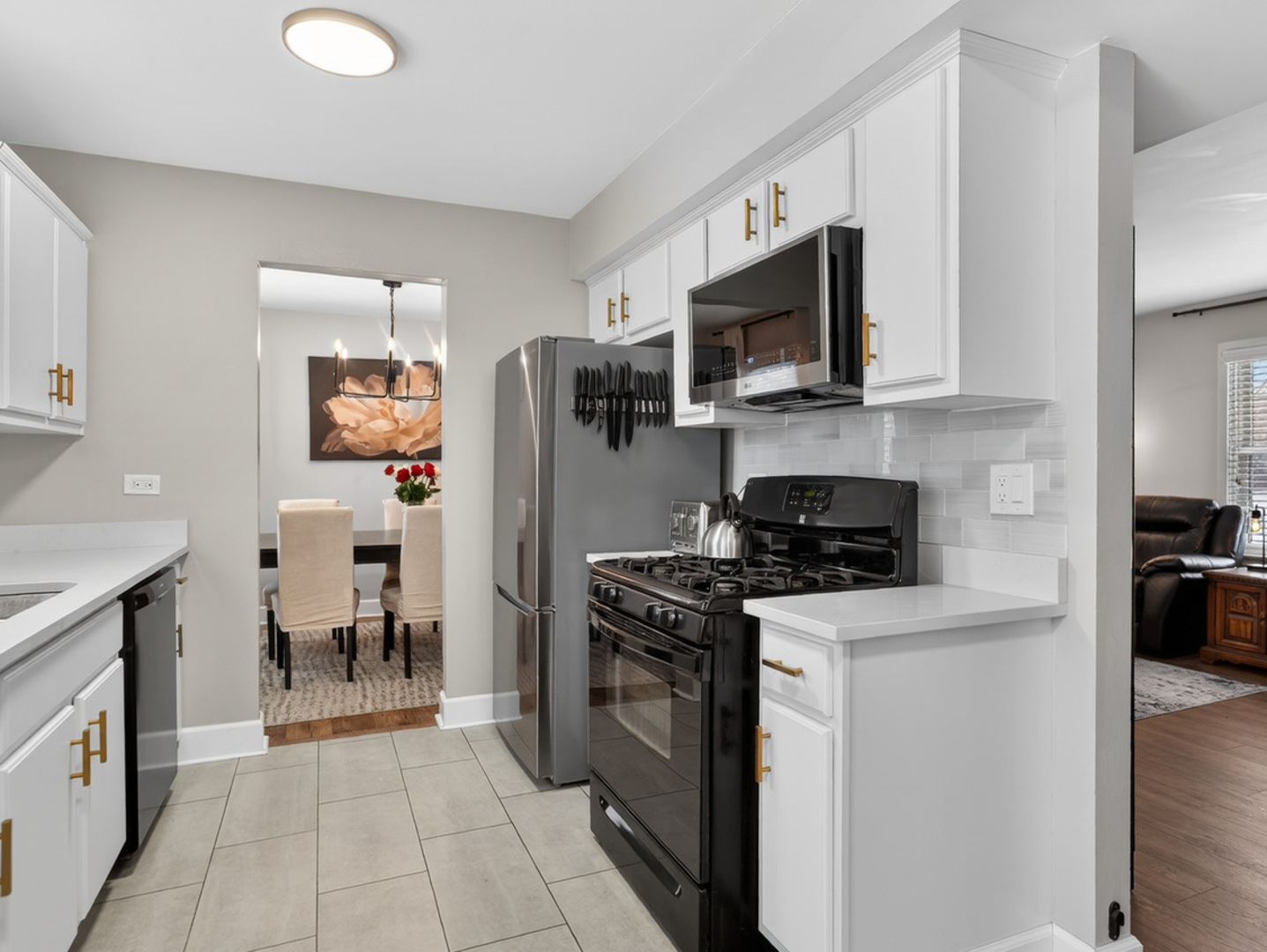 37 Monterey Drive, Vernon Hills, IL 60061