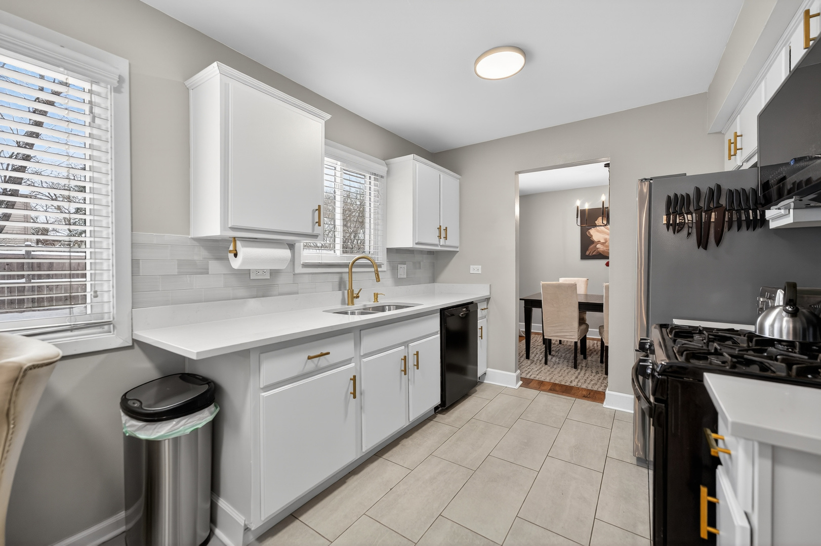 37 Monterey Drive, Vernon Hills, IL 60061