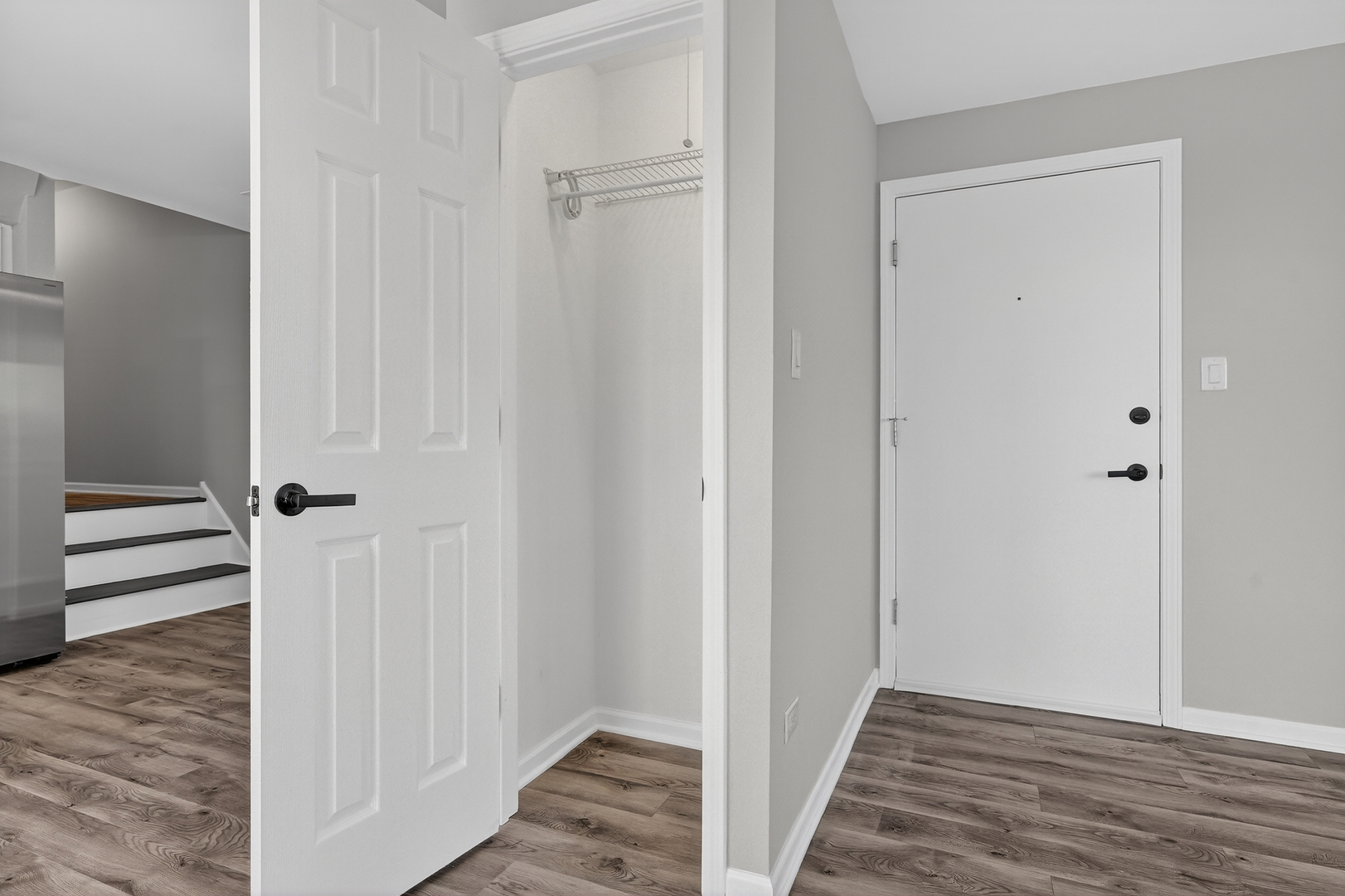 6260 S Newland Avenue #3S, Chicago, IL 60638