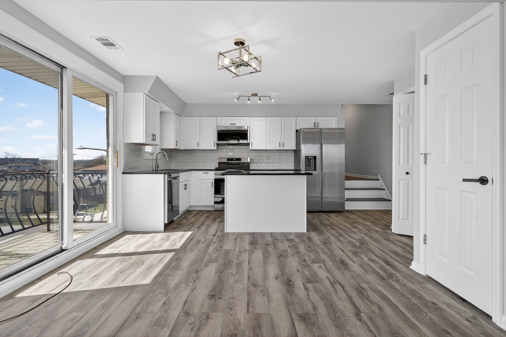 6260 S Newland Avenue #3S, Chicago, IL 60638