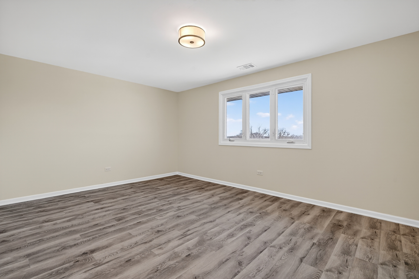 6260 S Newland Avenue #3S, Chicago, IL 60638