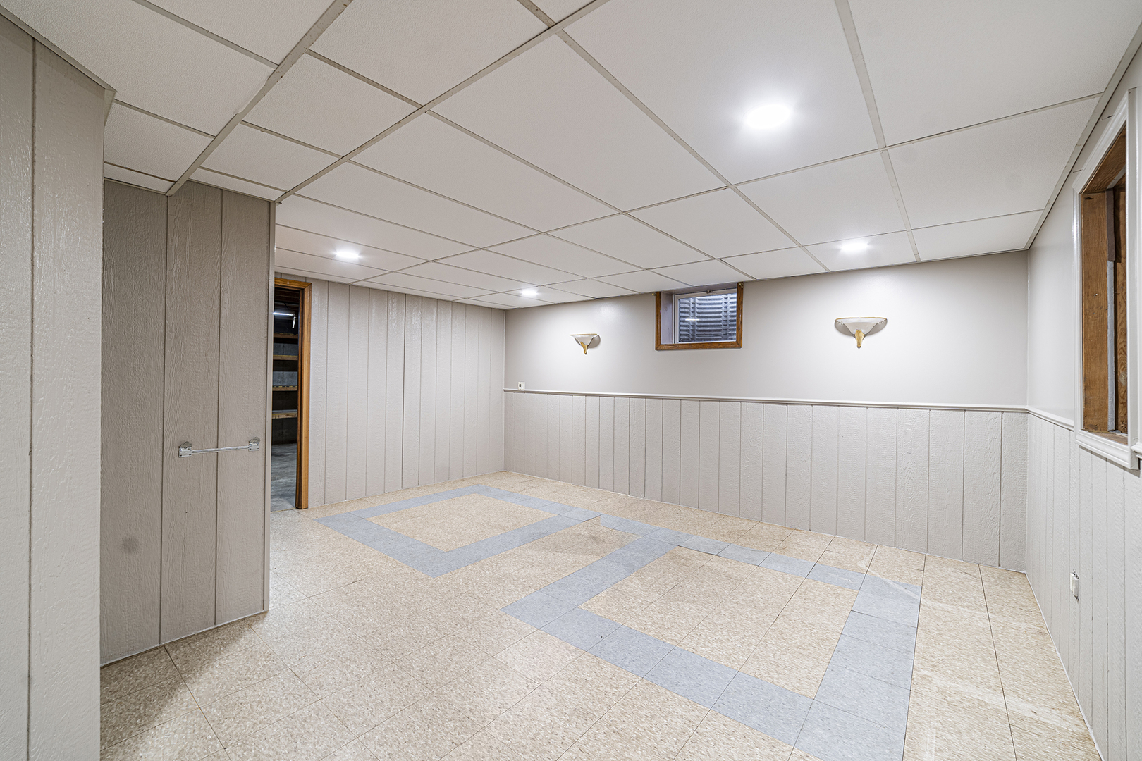 2485 S Verona Road, Verona, IL 60479