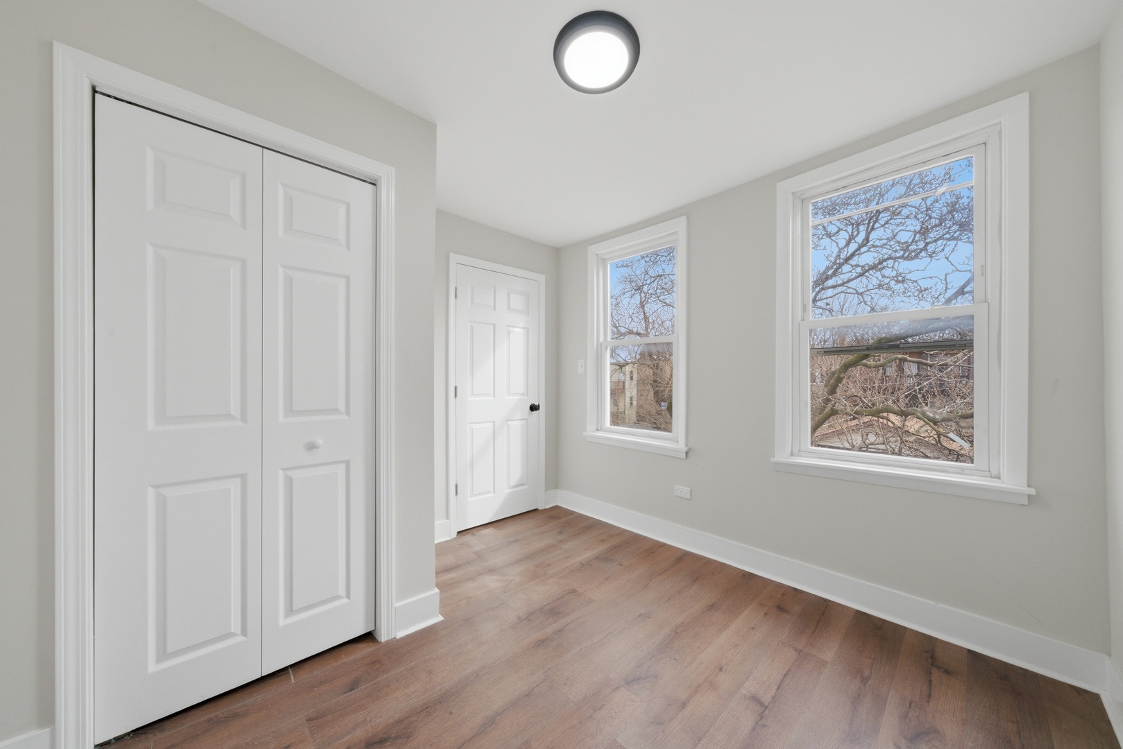 6623 S Vernon Avenue, Chicago, IL 60637