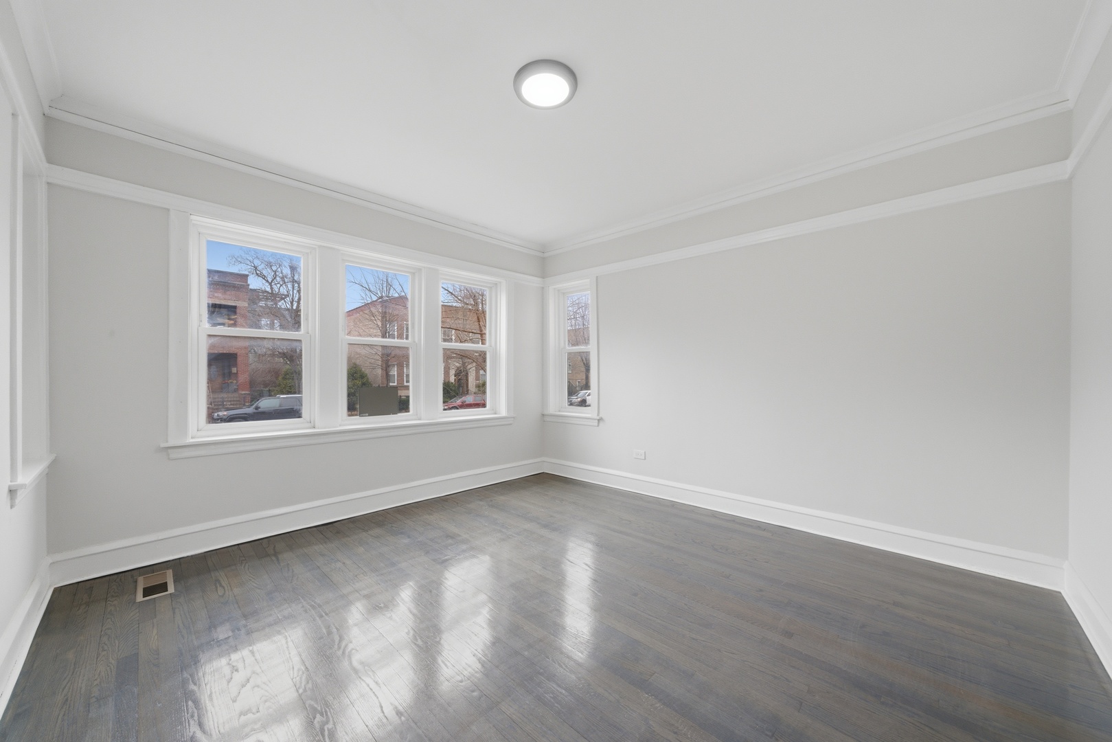 6623 S Vernon Avenue, Chicago, IL 60637