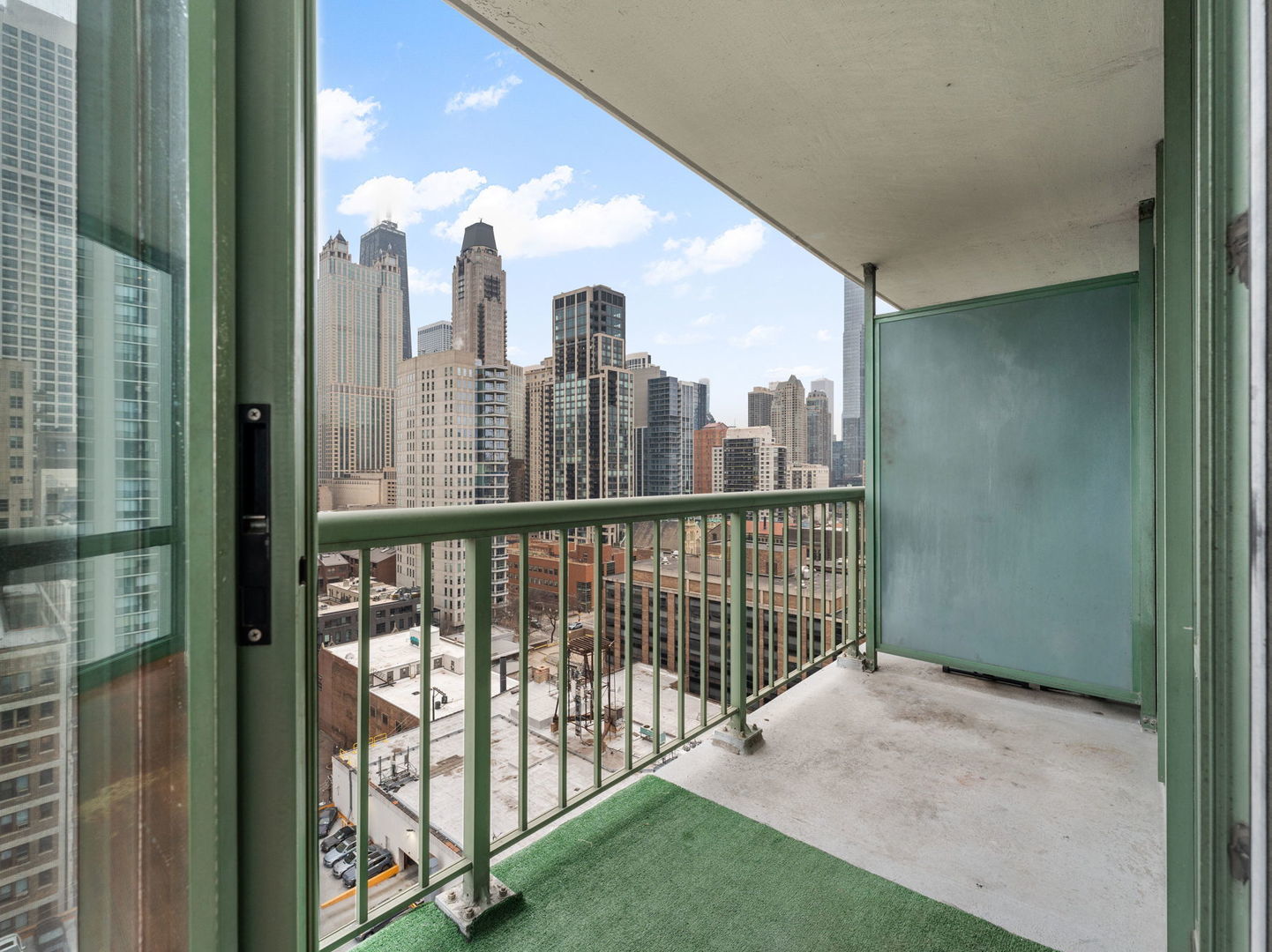 111 W Maple Street #1401, Chicago, IL 60610