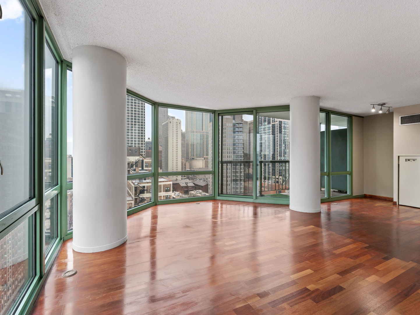 111 W Maple Street #1401, Chicago, IL 60610