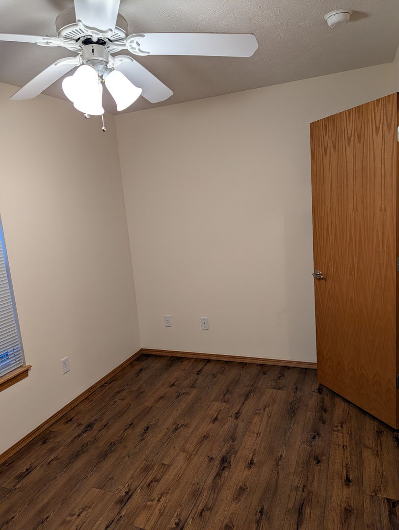 1001 Wartburg Drive, Bloomington, IL 61704