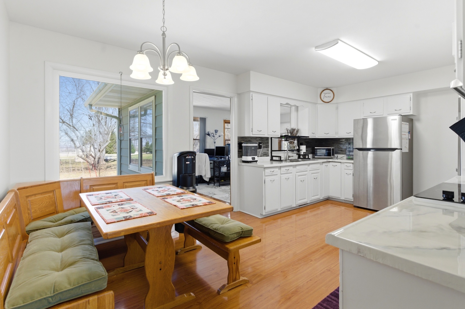 281 W Hardanger Gate, Lee, IL 60530