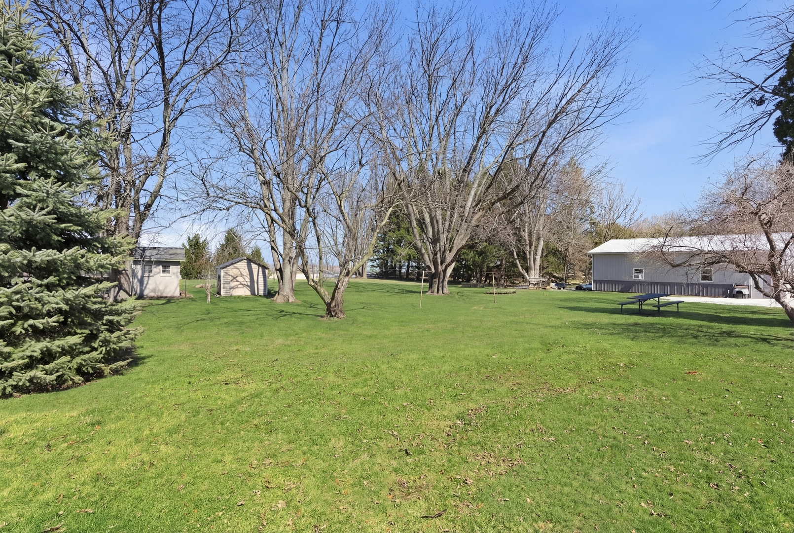 281 W Hardanger Gate, Lee, IL 60530