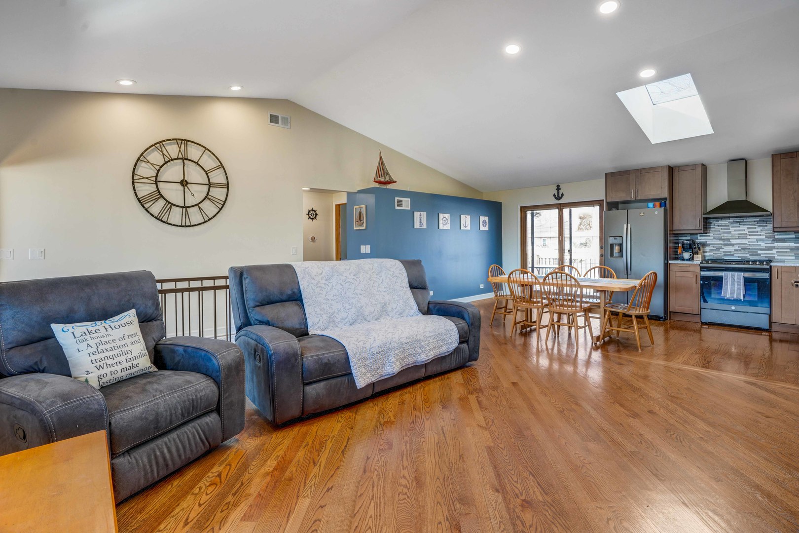 310 Mastodon Drive, Ingleside, IL 60041