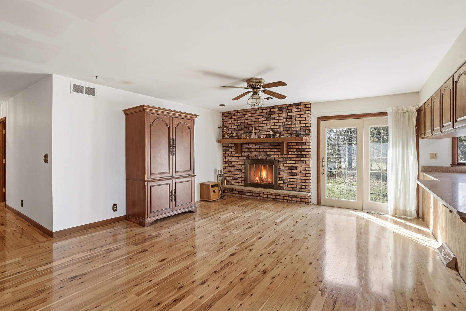 11261 W Kennedy Road, Peotone, IL 60468