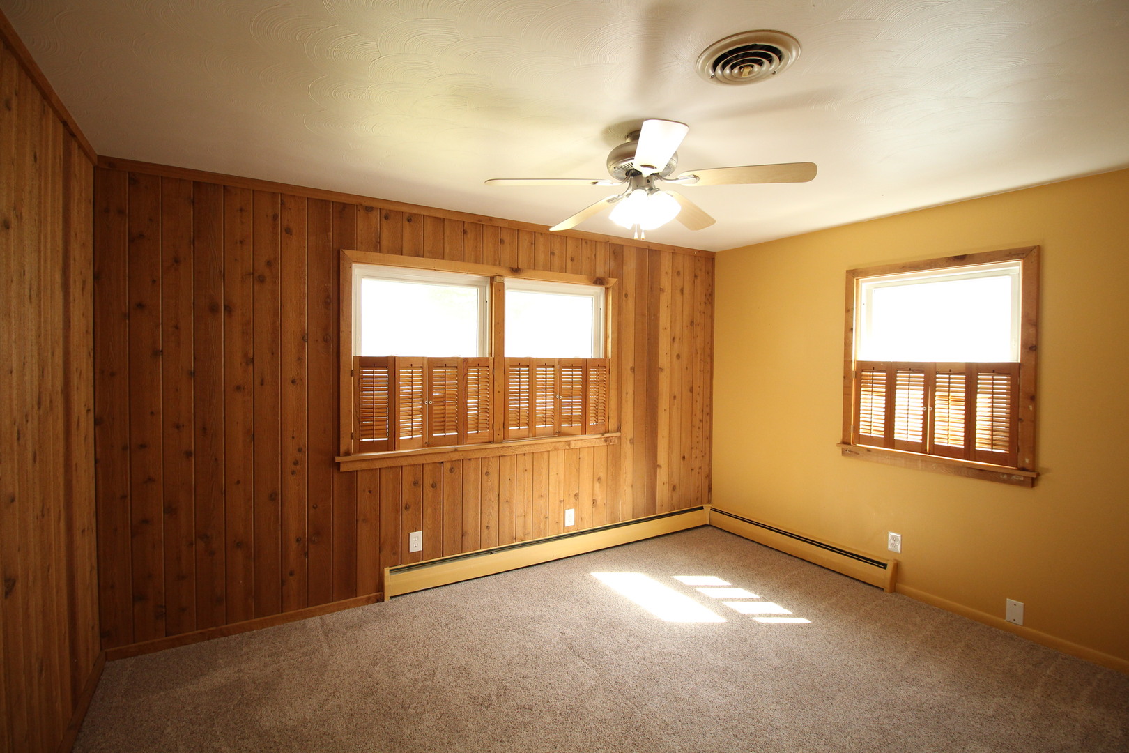 301 Oakdale Avenue, Normal, IL 61761