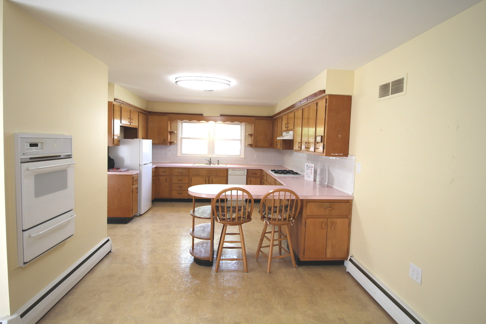 301 Oakdale Avenue, Normal, IL 61761