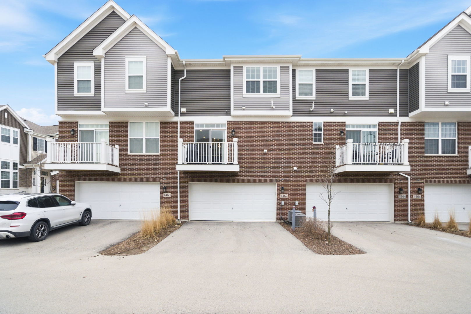 4462 Monroe Court, Naperville, IL 60564