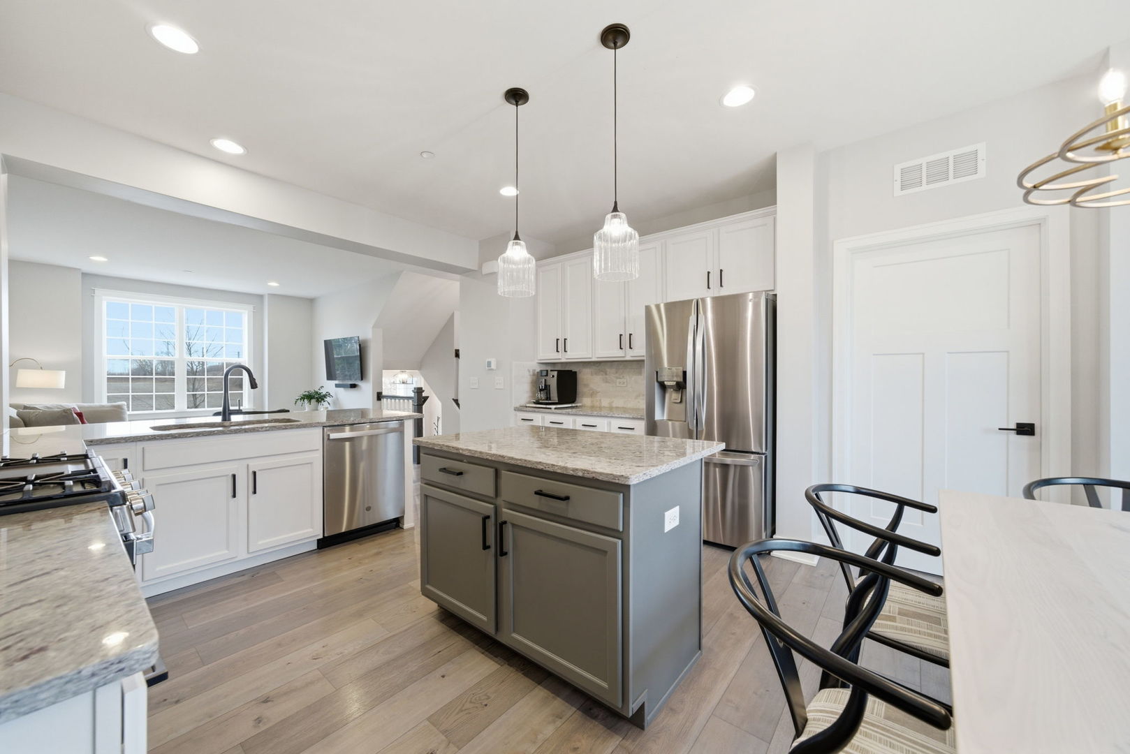 4462 Monroe Court, Naperville, IL 60564