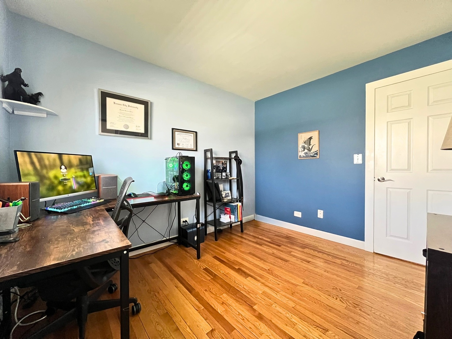 17W484 Earl Court, Darien, IL 60561