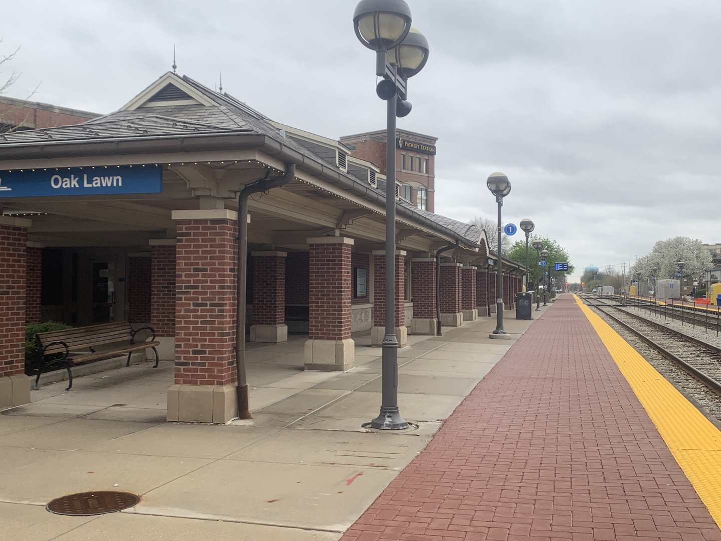 9641 E Shore Drive, Oak Lawn, IL 60453