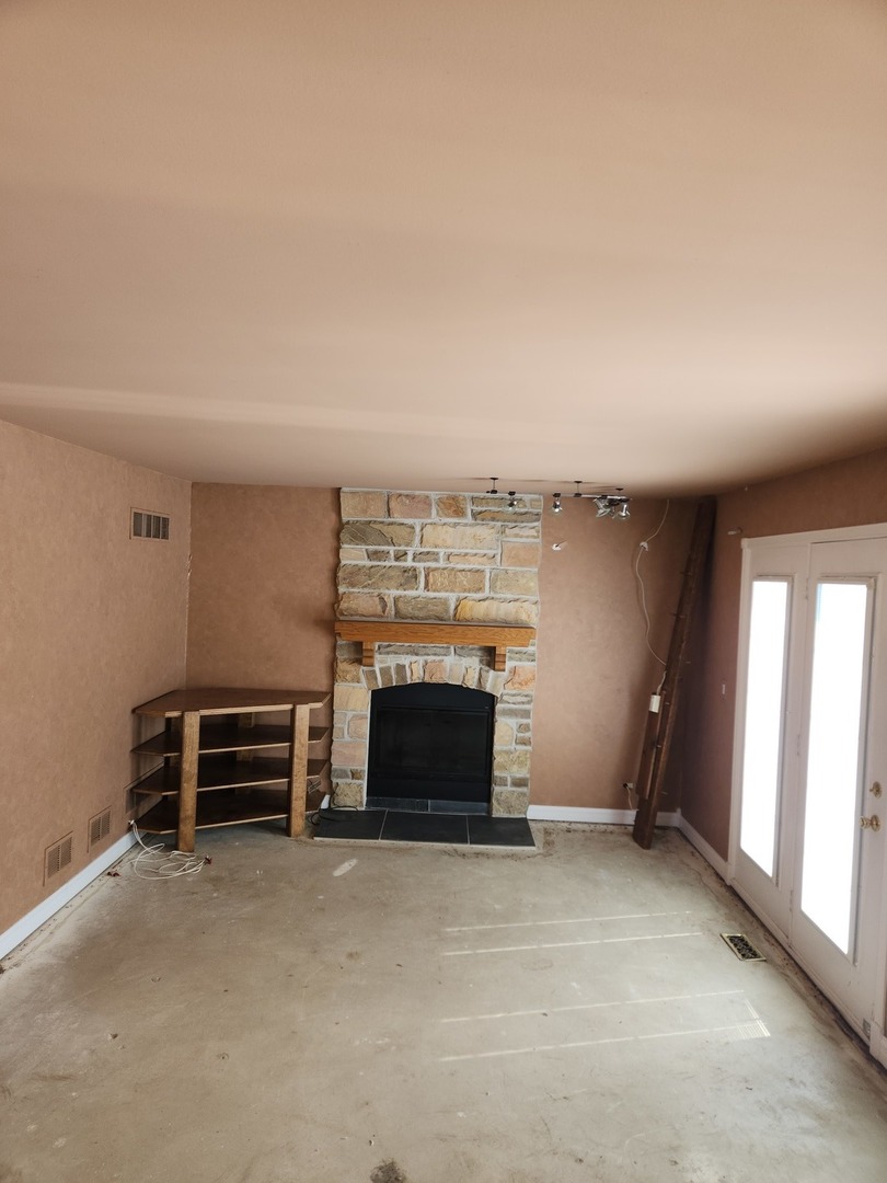 1414 Montauk Court, Bartlett, IL 60103