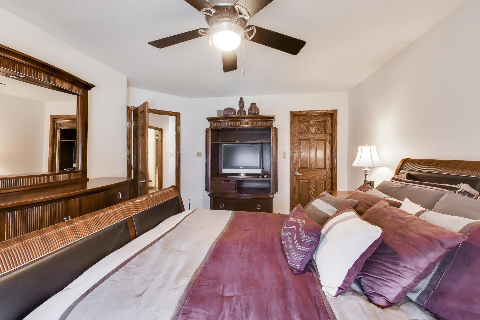 18309 CARRINGTON Drive, Hazel Crest, IL 60429