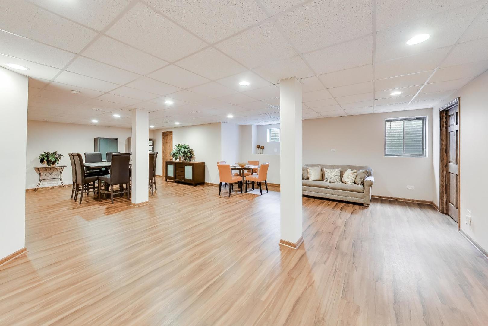 18309 CARRINGTON Drive, Hazel Crest, IL 60429