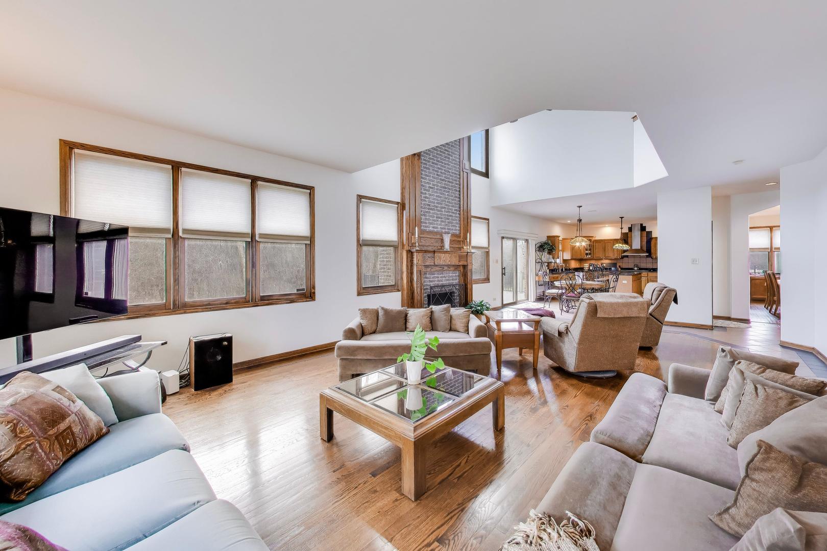 18309 CARRINGTON Drive, Hazel Crest, IL 60429