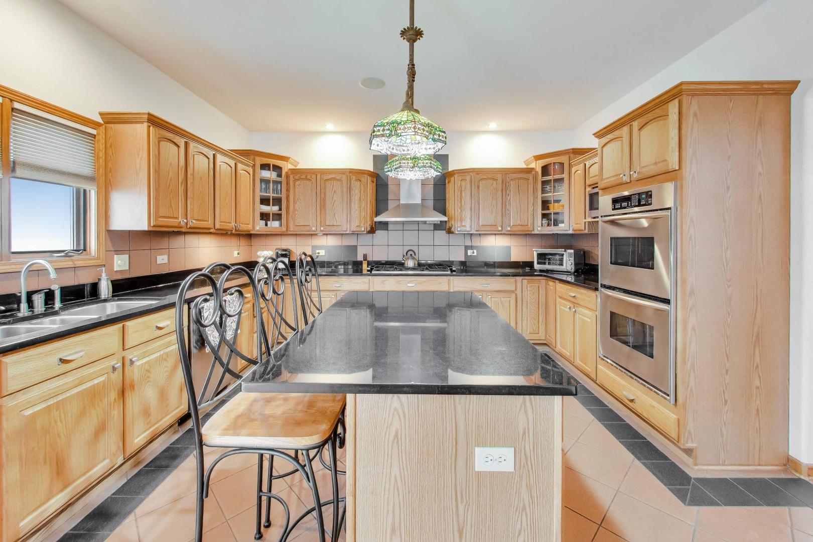 18309 CARRINGTON Drive, Hazel Crest, IL 60429