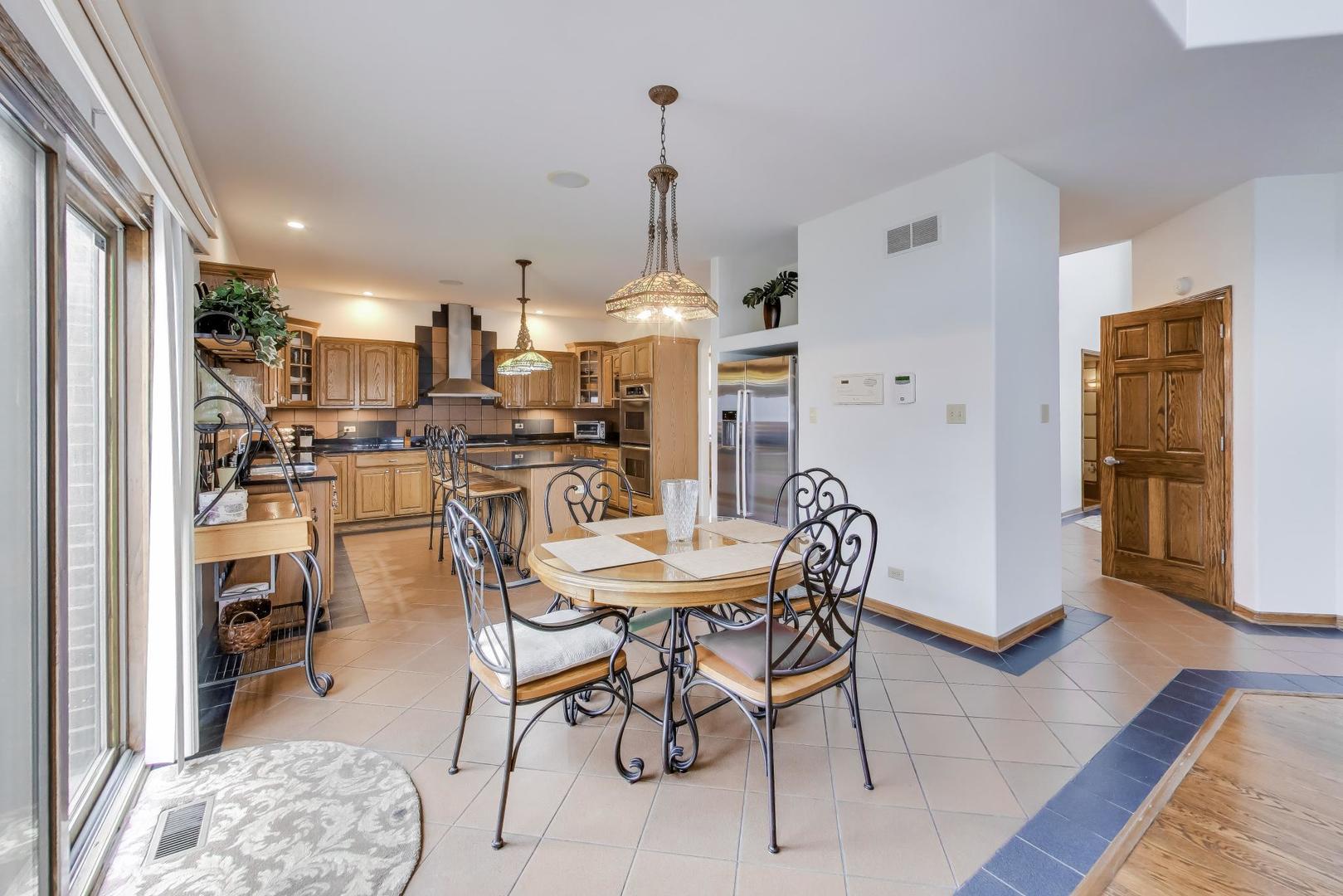 18309 CARRINGTON Drive, Hazel Crest, IL 60429