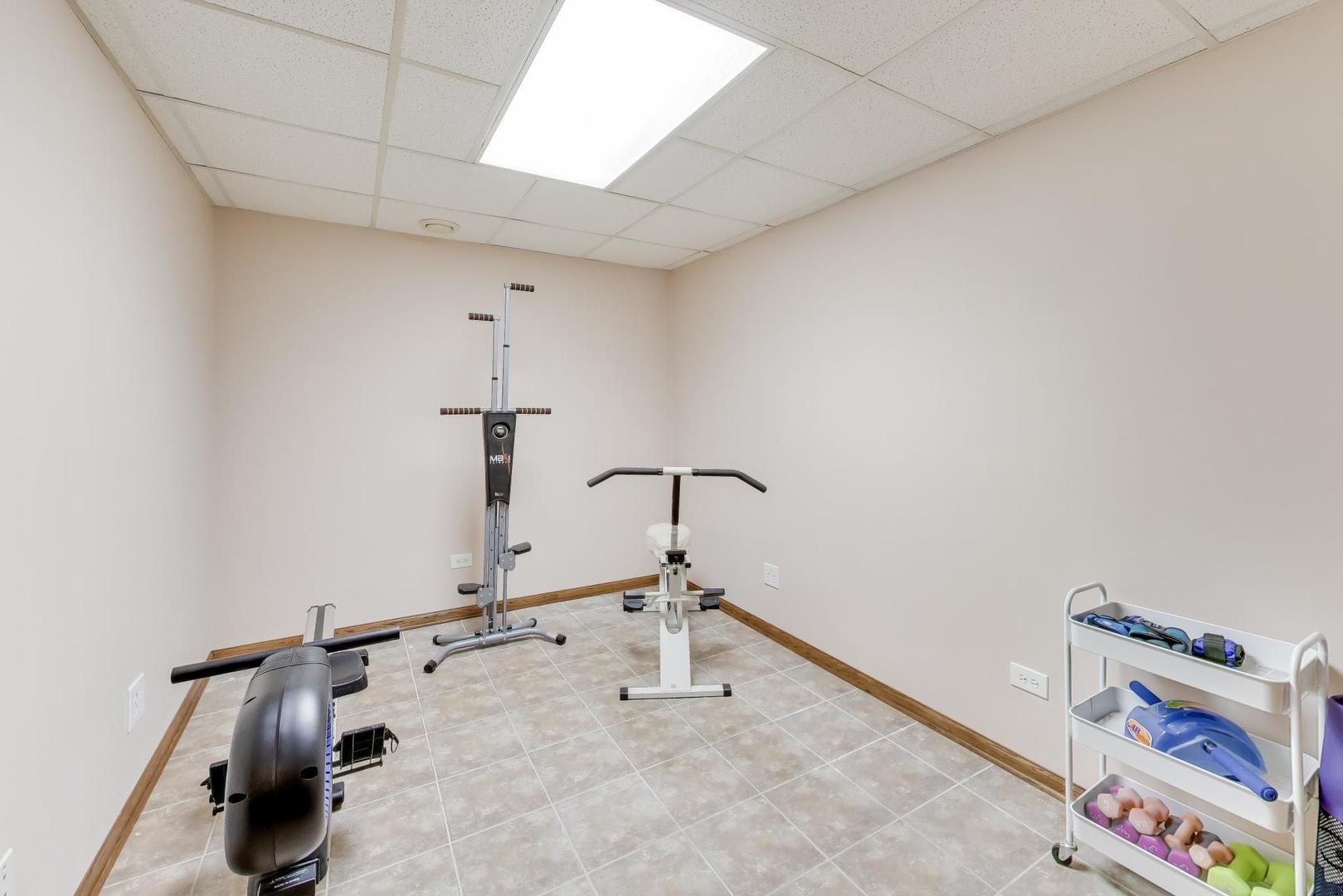 18309 CARRINGTON Drive, Hazel Crest, IL 60429