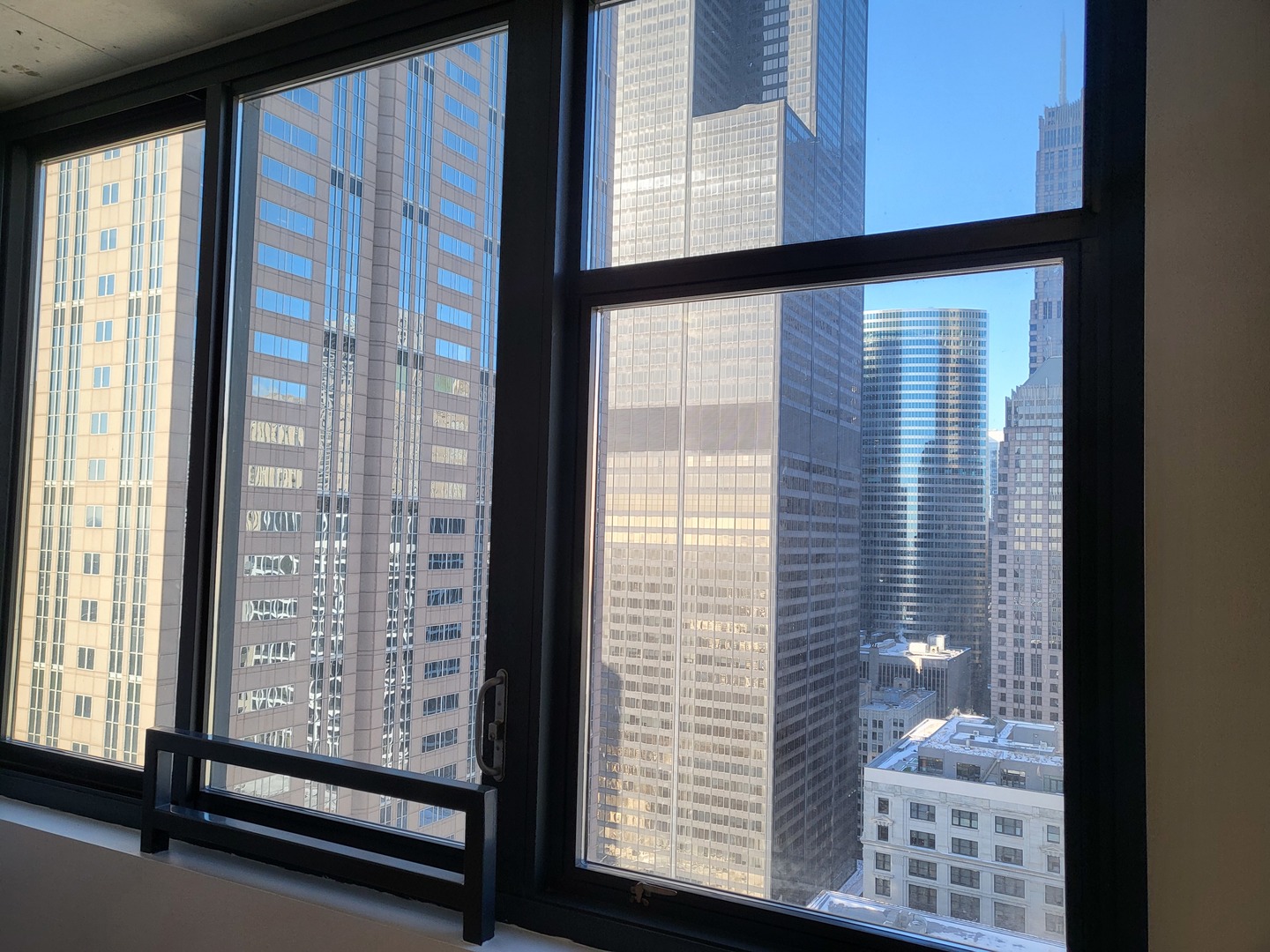 235 W Van Buren Street #3420, Chicago, IL 60607