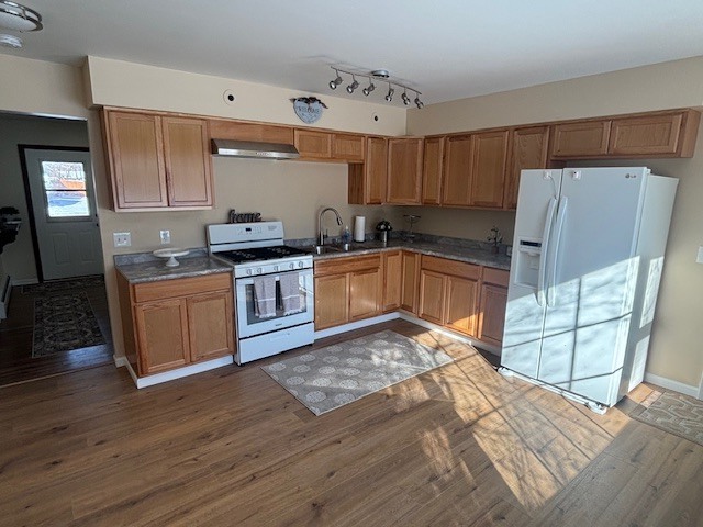 587 Phillips Circle, Antioch, IL 60002