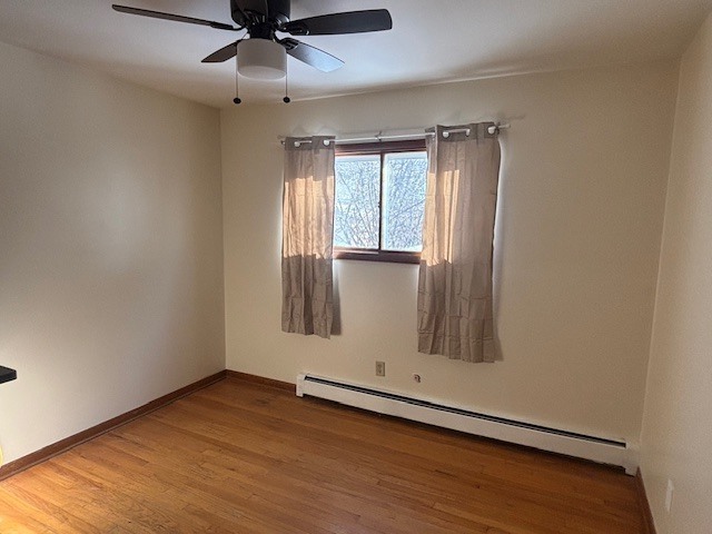 587 Phillips Circle, Antioch, IL 60002