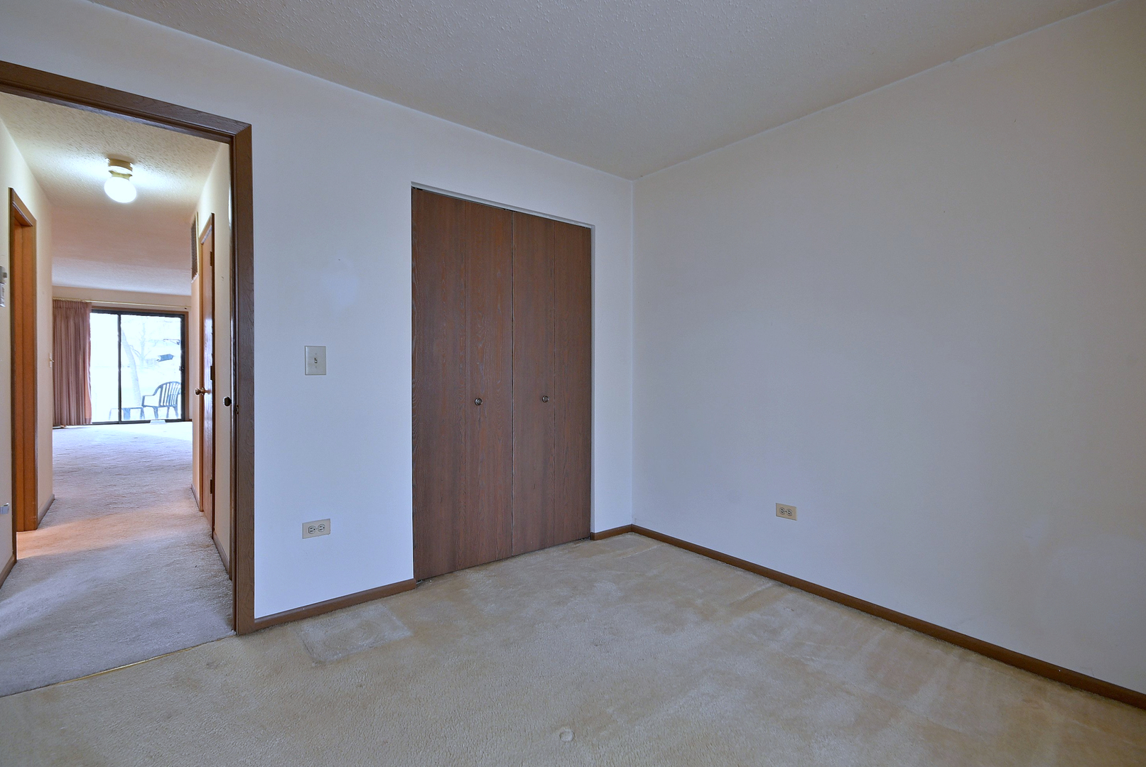 665 Catherine Court #665, Wood Dale, IL 60191