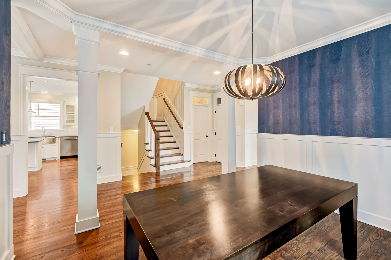 4 Oxford Avenue, Clarendon Hills, IL 60514