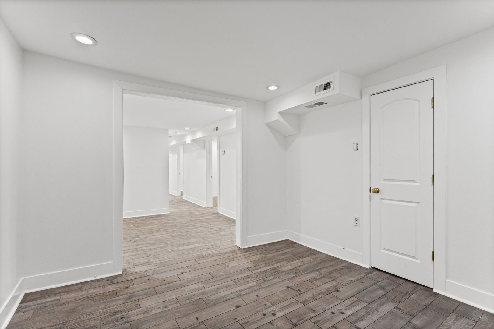 2833 W Polk Street, Chicago, IL 60612