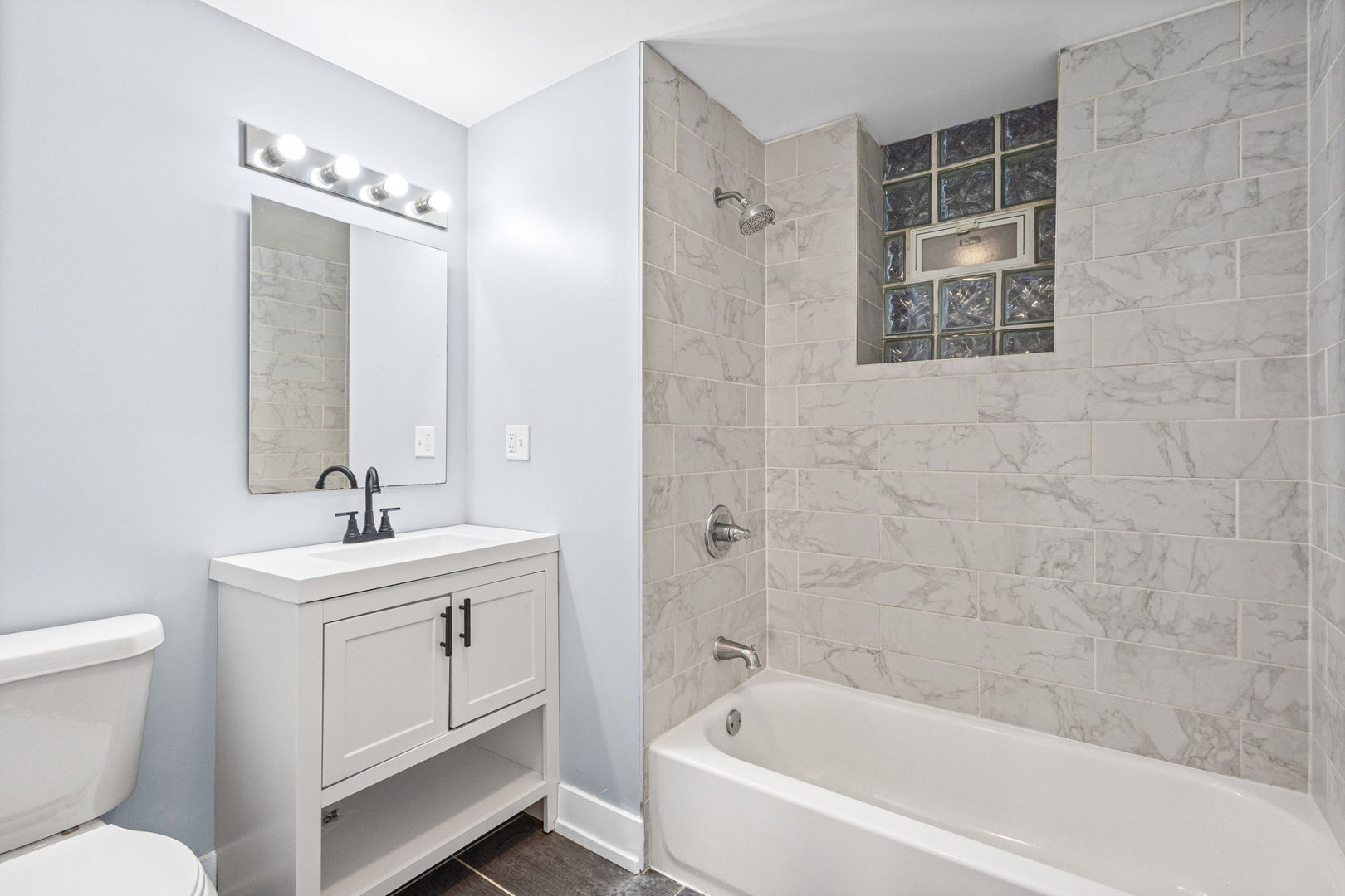 2833 W Polk Street, Chicago, IL 60612