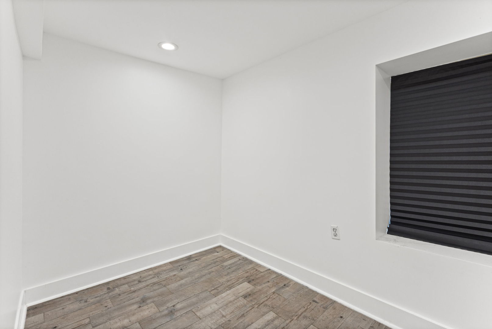 2833 W Polk Street, Chicago, IL 60612