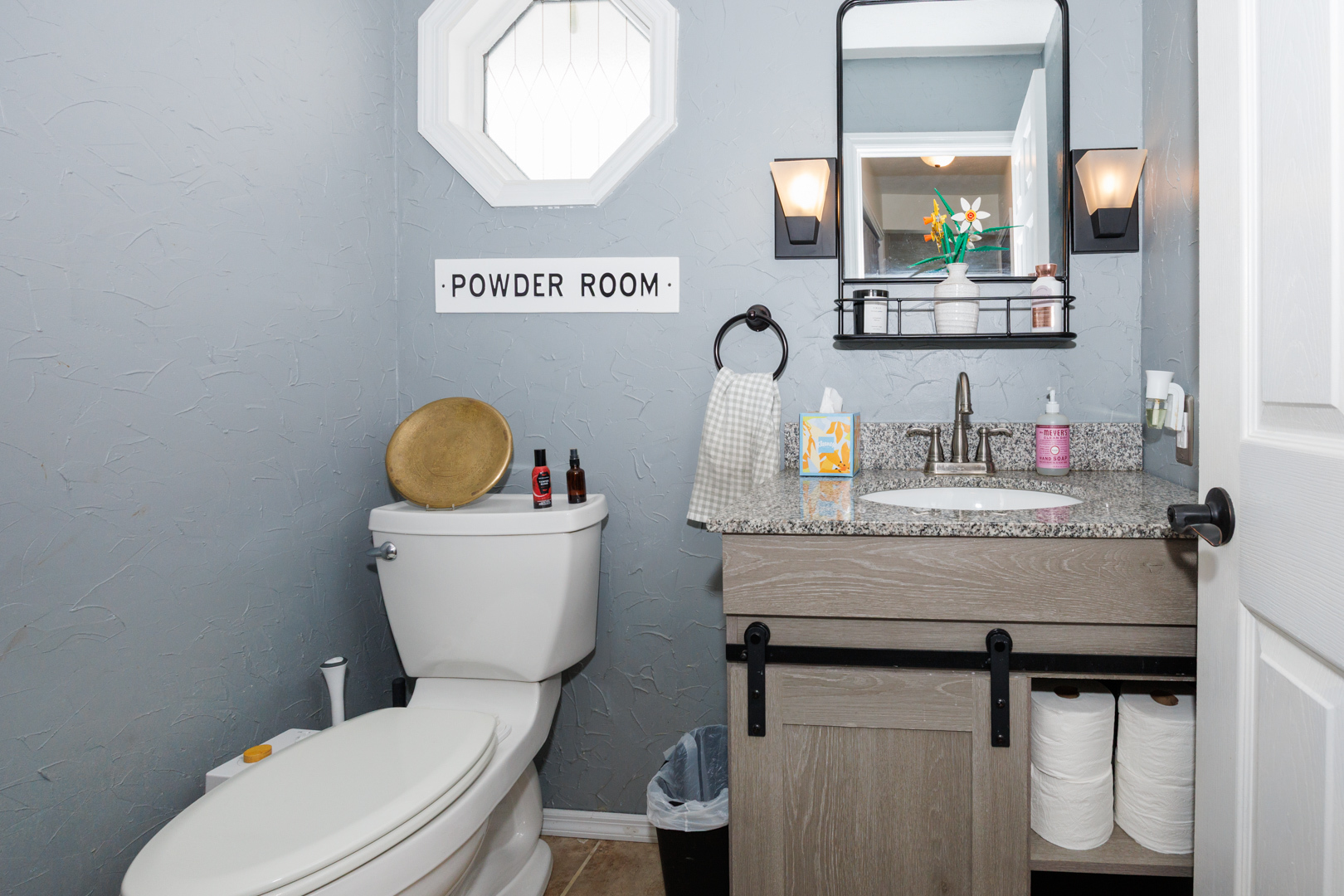 2810 Arrowhead Drive, Bloomington, IL 61704