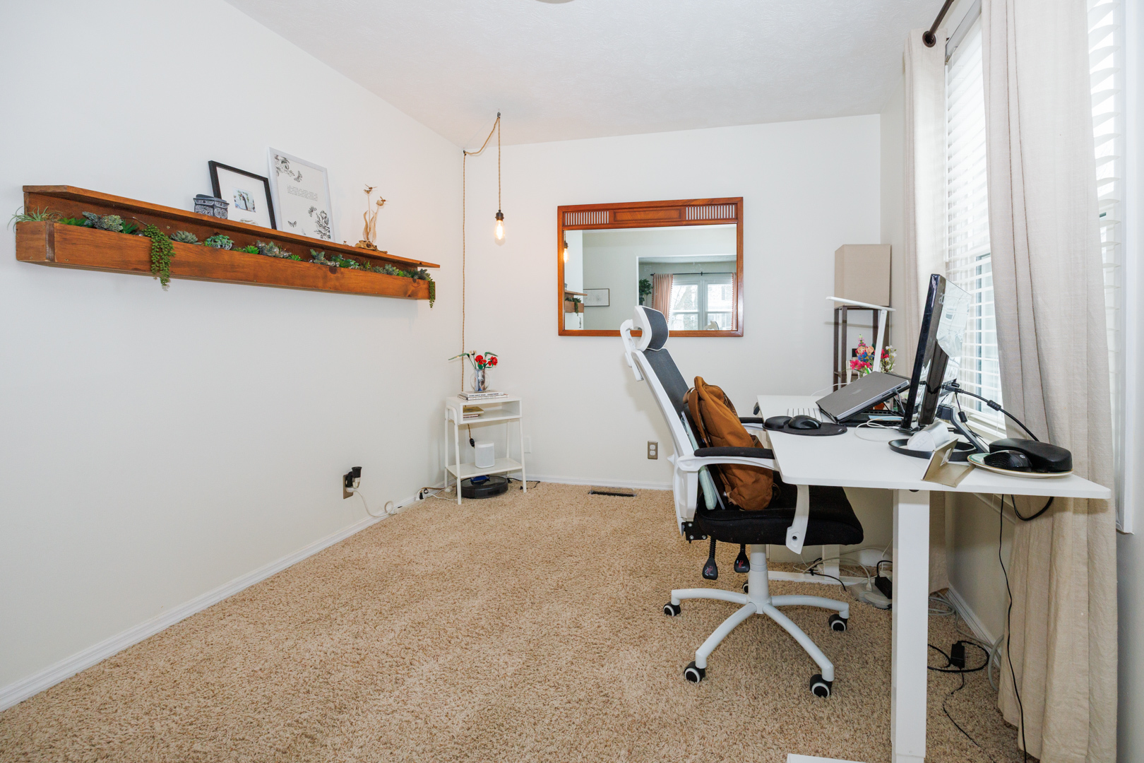 2810 Arrowhead Drive, Bloomington, IL 61704